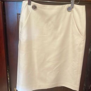 Worth cream wool and elastane skirt size 4  silver buttons con waist